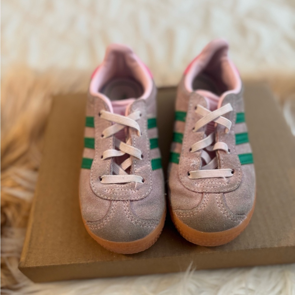Adidas Gazelle Kids Sneakers in Pink and Green